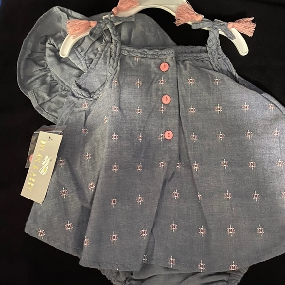 Baby girl outfits - Picture 3 of 4